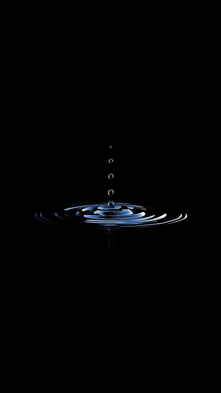 Water Drop Ripples: 4K Dark Minimalist AMOLED Wallpaper - 4k Mobile